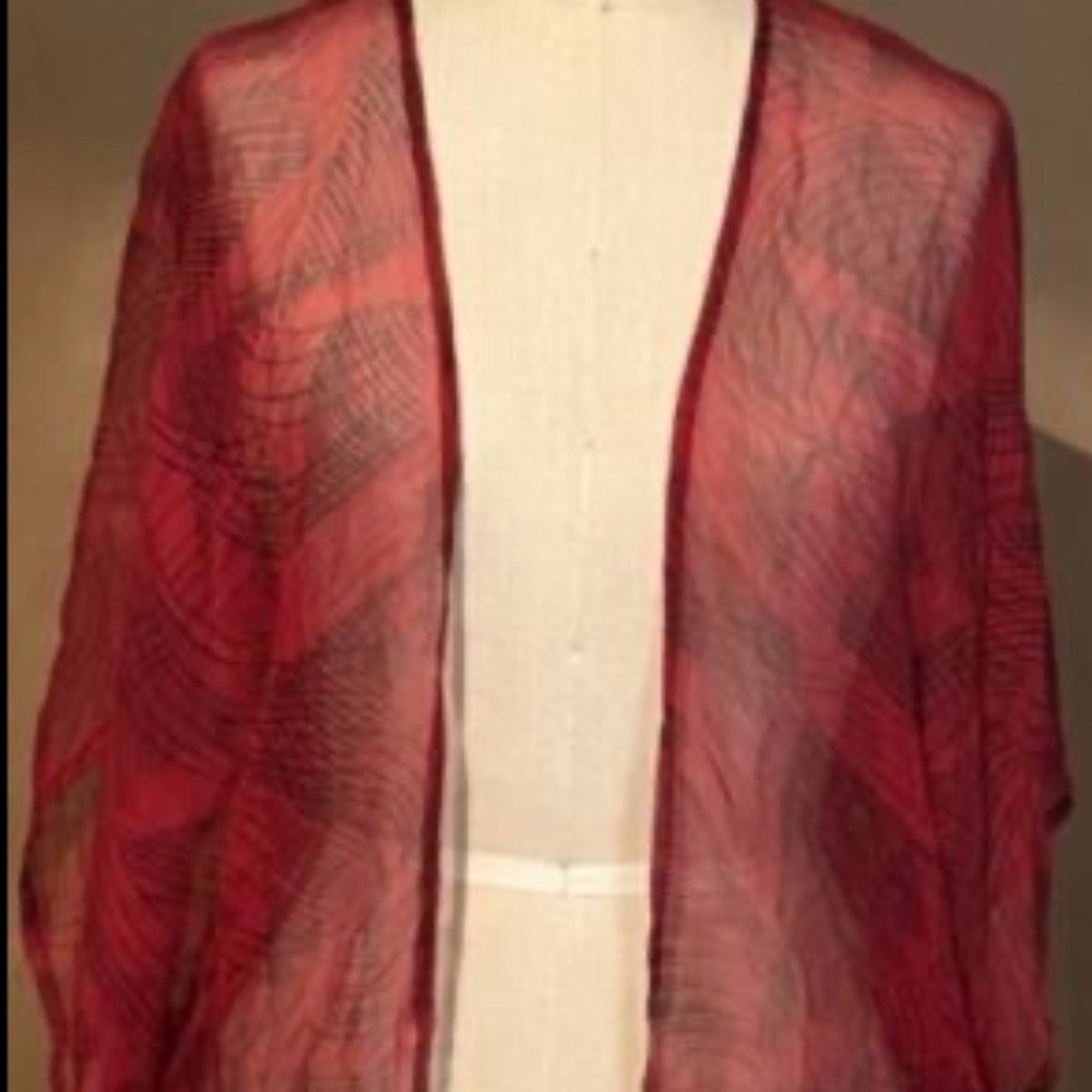 NWT Red silk floral Winter Kate kimono bed jacket size XS